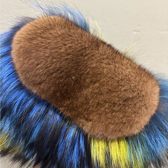 Unique Colorful Real Mink Fur with Finn Raccoon Fur Bag Includes 2 Strap Styles - Picture 16 of 17